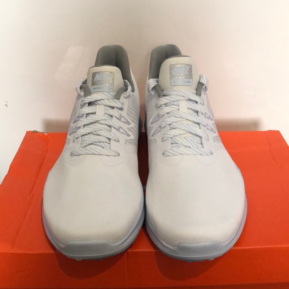 SOLD Nike Shoes - Picture 4 of 5